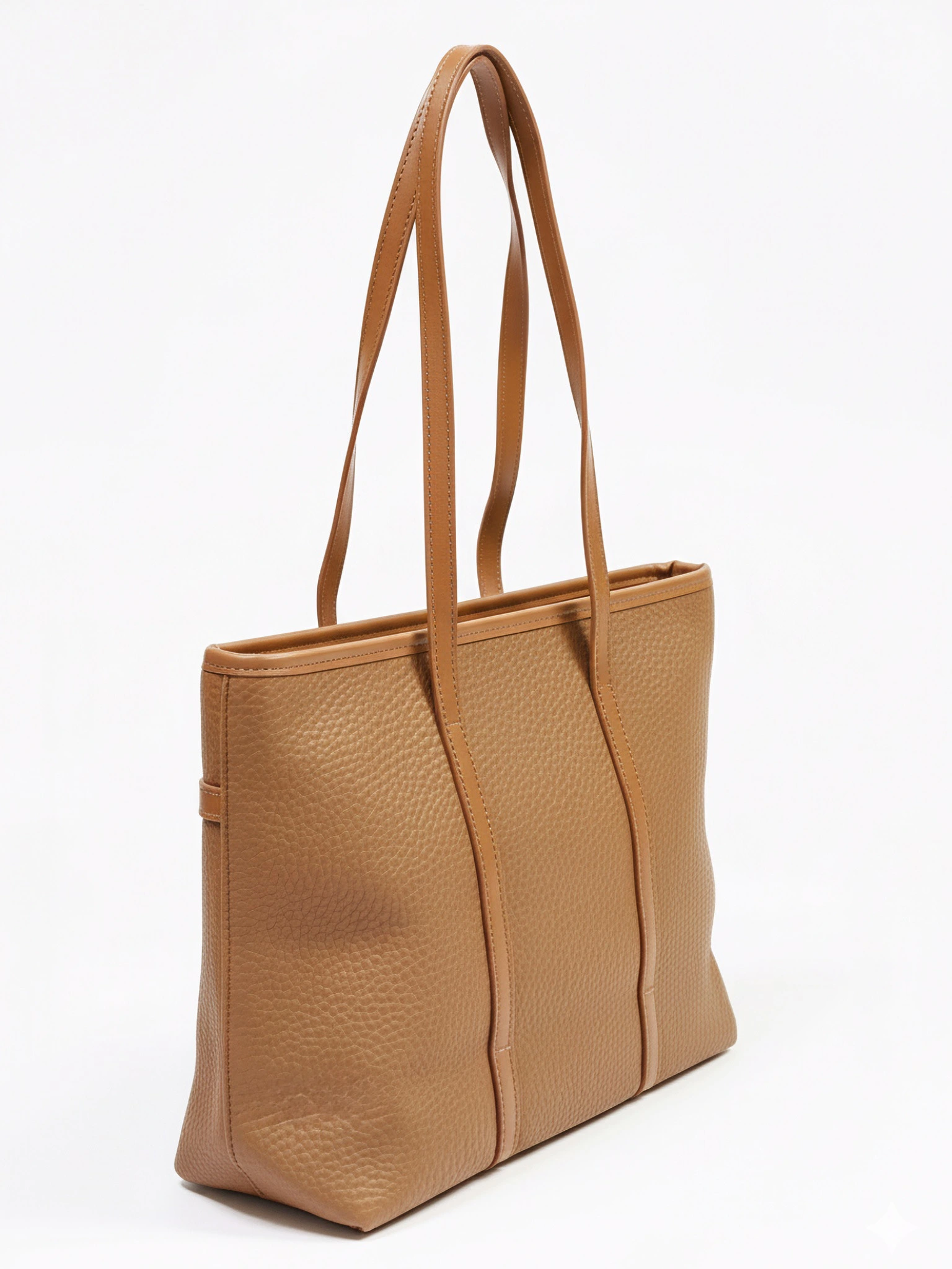 Сумка-тоут с контрастными ручками и ремешком с пряжкой в ассортименте